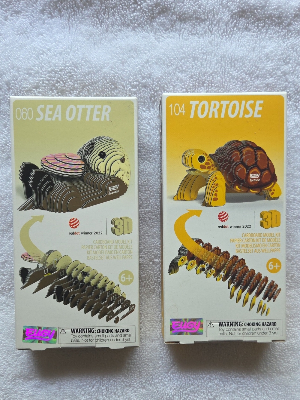 Sara Sea Otter & Tortoise 3D Cardboard Kits - Yellow, Brown, Black